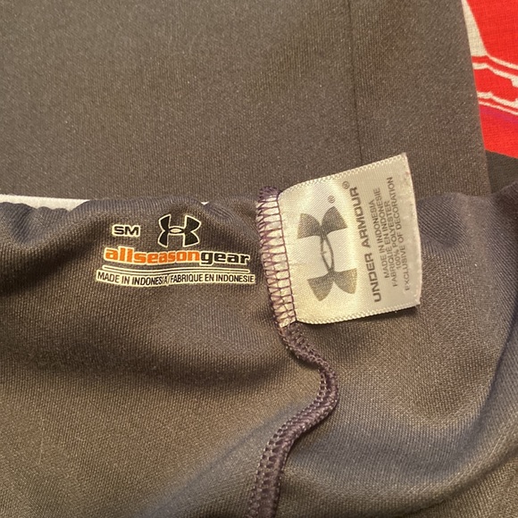 Under armour track pants - Picture 2 of 3